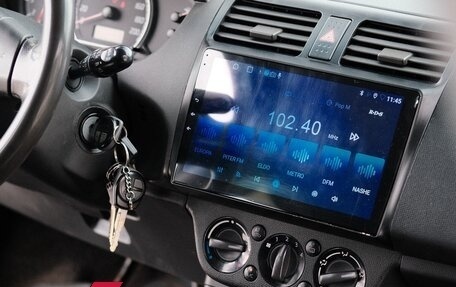 Suzuki Swift III, 2005 год, 379 000 рублей, 14 фотография