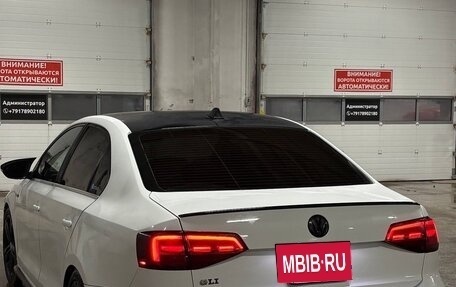 Volkswagen Jetta VI, 2016 год, 1 800 000 рублей, 4 фотография