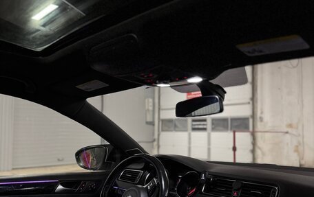 Volkswagen Jetta VI, 2016 год, 1 800 000 рублей, 5 фотография