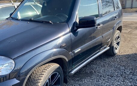 Chevrolet Niva I рестайлинг, 2015 год, 680 000 рублей, 2 фотография