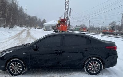 KIA Rio IV, 2017 год, 890 000 рублей, 1 фотография