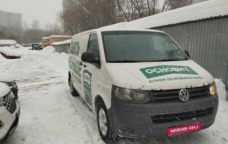 Volkswagen Transporter T5 рестайлинг, 2013 год, 1 000 000 рублей, 1 фотография