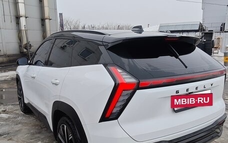 Geely Atlas, 2023 год, 2 850 000 рублей, 4 фотография
