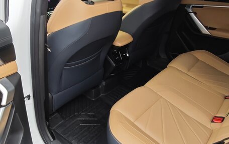 Geely Atlas, 2023 год, 2 850 000 рублей, 14 фотография