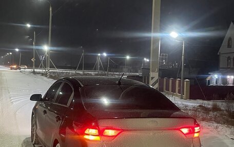 KIA Rio IV, 2017 год, 890 000 рублей, 3 фотография