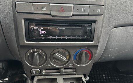 Hyundai Accent II, 2003 год, 290 000 рублей, 16 фотография