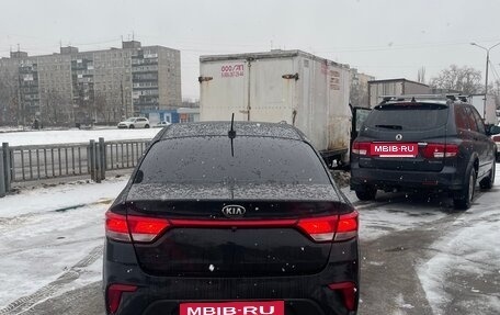 KIA Rio IV, 2017 год, 890 000 рублей, 14 фотография