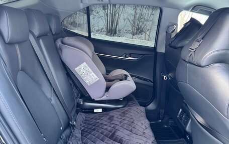 Toyota Camry, 2018 год, 2 820 000 рублей, 9 фотография