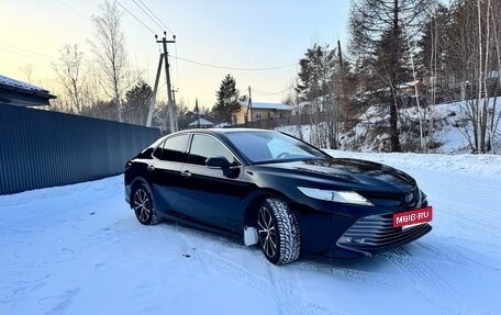 Toyota Camry, 2018 год, 2 820 000 рублей, 2 фотография