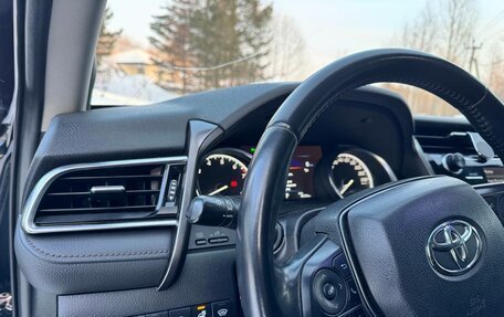 Toyota Camry, 2018 год, 2 820 000 рублей, 13 фотография