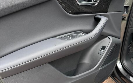 Audi Q7, 2023 год, 12 300 000 рублей, 14 фотография