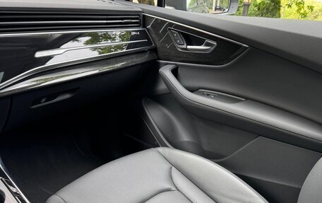 Audi Q7, 2023 год, 12 300 000 рублей, 25 фотография