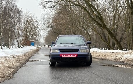 Volkswagen Passat B5+ рестайлинг, 1998 год, 195 000 рублей, 3 фотография