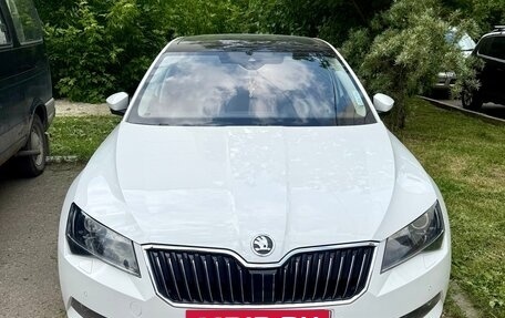 Skoda Superb III рестайлинг, 2016 год, 2 200 000 рублей, 5 фотография