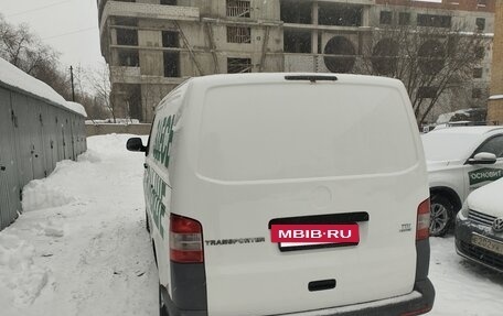 Volkswagen Transporter T5 рестайлинг, 2013 год, 1 000 000 рублей, 7 фотография