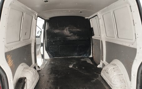 Volkswagen Transporter T5 рестайлинг, 2013 год, 1 000 000 рублей, 18 фотография