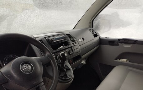 Volkswagen Transporter T5 рестайлинг, 2013 год, 1 000 000 рублей, 11 фотография