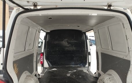 Volkswagen Transporter T5 рестайлинг, 2013 год, 1 000 000 рублей, 19 фотография