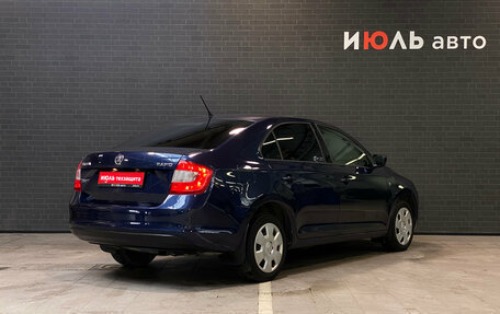 Skoda Rapid I, 2014 год, 700 000 рублей, 5 фотография