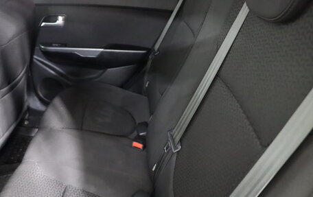 KIA Rio III рестайлинг, 2013 год, 699 990 рублей, 20 фотография