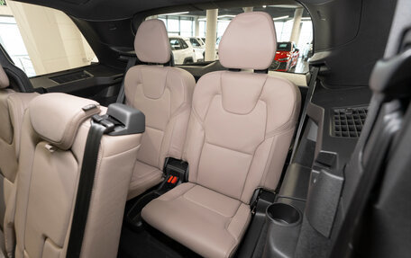 Volvo XC90 II рестайлинг, 2025 год, 11 900 000 рублей, 17 фотография