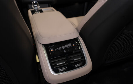 Volvo XC90 II рестайлинг, 2025 год, 11 900 000 рублей, 16 фотография