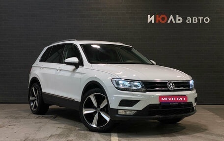 Volkswagen Tiguan II, 2017 год, 2 370 000 рублей, 3 фотография