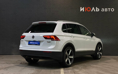 Volkswagen Tiguan II, 2017 год, 2 370 000 рублей, 5 фотография