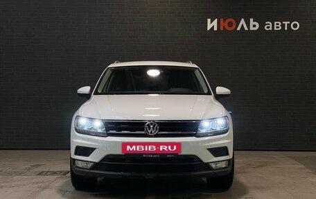 Volkswagen Tiguan II, 2017 год, 2 370 000 рублей, 2 фотография