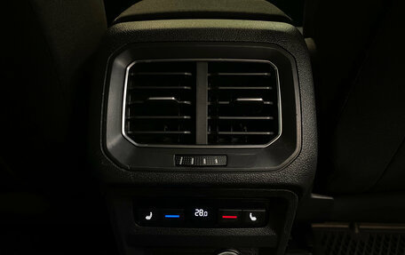 Volkswagen Tiguan II, 2017 год, 2 370 000 рублей, 23 фотография