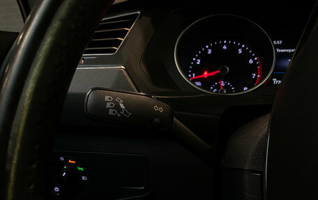 Volkswagen Tiguan II, 2017 год, 2 370 000 рублей, 21 фотография