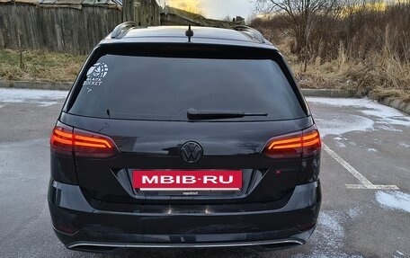 Volkswagen Golf VII, 2018 год, 1 950 000 рублей, 6 фотография