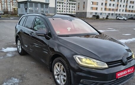 Volkswagen Golf VII, 2018 год, 1 950 000 рублей, 3 фотография