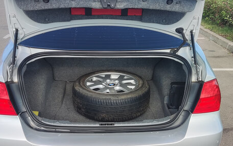 BMW 3 серия, 2011 год, 1 080 000 рублей, 4 фотография