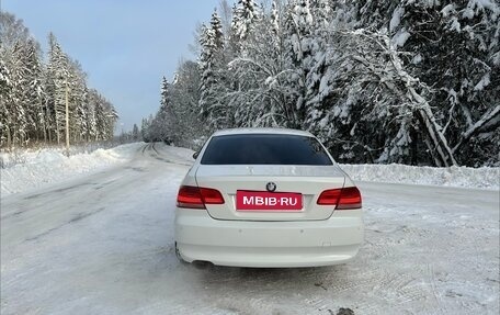 BMW 3 серия, 2009 год, 930 000 рублей, 15 фотография