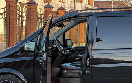 Mercedes-Benz Viano, 2012 год, 3 300 000 рублей, 21 фотография