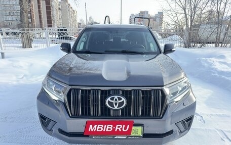 Toyota Land Cruiser Prado 150 рестайлинг 2, 2021 год, 4 900 000 рублей, 2 фотография