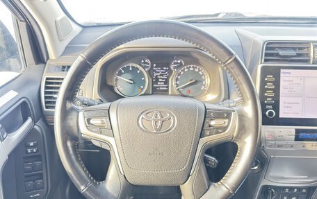 Toyota Land Cruiser Prado 150 рестайлинг 2, 2021 год, 4 900 000 рублей, 14 фотография