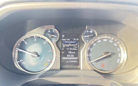 Toyota Land Cruiser Prado 150 рестайлинг 2, 2021 год, 4 900 000 рублей, 17 фотография