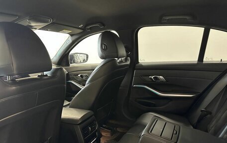 BMW 3 серия, 2019 год, 3 349 900 рублей, 16 фотография