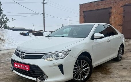 Toyota Camry, 2016 год, 2 050 000 рублей, 1 фотография
