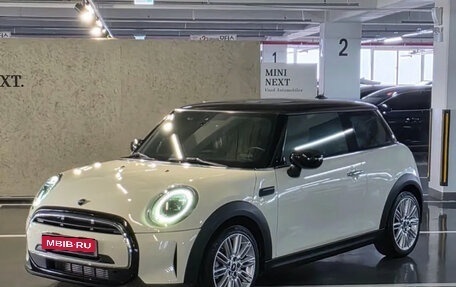 MINI Hatch, 2022 год, 2 230 000 рублей, 1 фотография