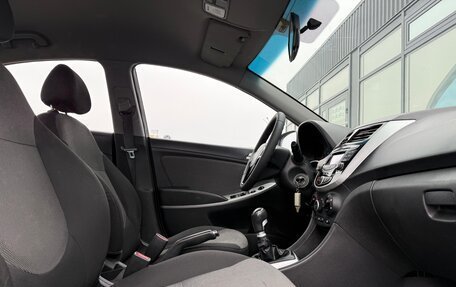 Hyundai Solaris II рестайлинг, 2011 год, 730 000 рублей, 7 фотография