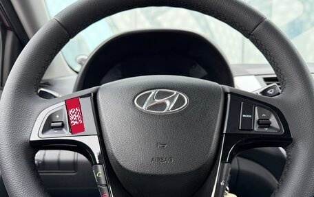 Hyundai Solaris II рестайлинг, 2011 год, 730 000 рублей, 16 фотография