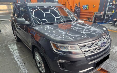 Ford Explorer VI, 2018 год, 3 900 000 рублей, 5 фотография