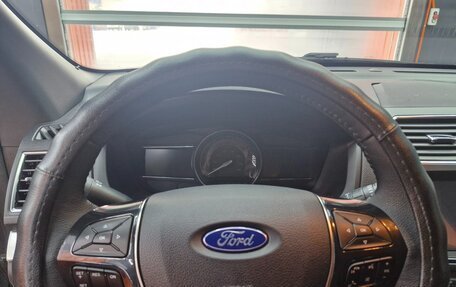 Ford Explorer VI, 2018 год, 3 900 000 рублей, 15 фотография