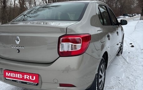 Renault Logan II, 2017 год, 890 000 рублей, 2 фотография