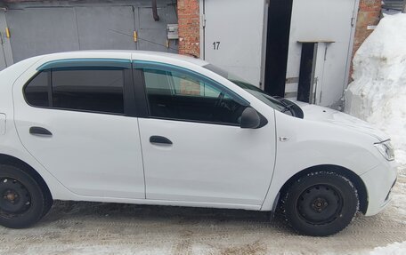 Renault Logan II, 2017 год, 510 000 рублей, 4 фотография