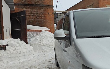 Volkswagen Caravelle T5, 2012 год, 1 900 000 рублей, 17 фотография