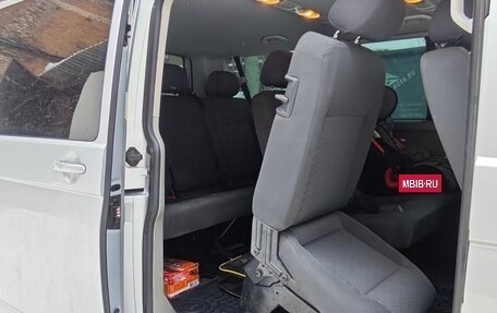 Volkswagen Caravelle T5, 2012 год, 1 900 000 рублей, 7 фотография